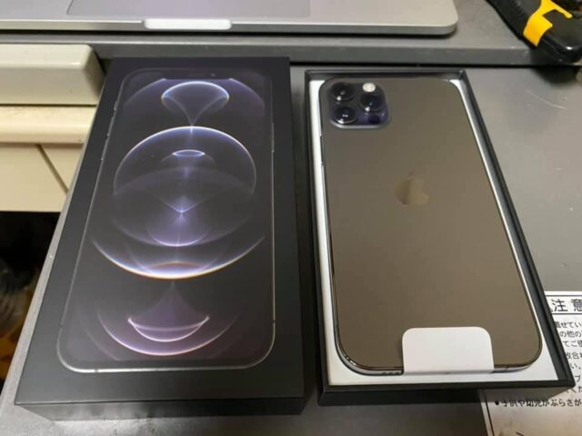 iPhone 12 Pro(512GB)シルバー