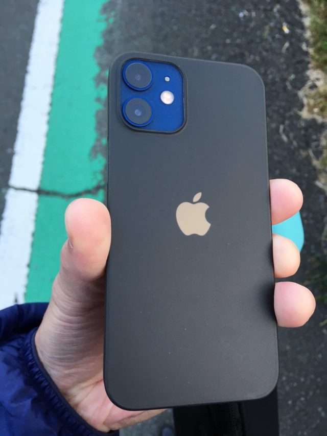 iPhone 12 mini(64GB)ブルー