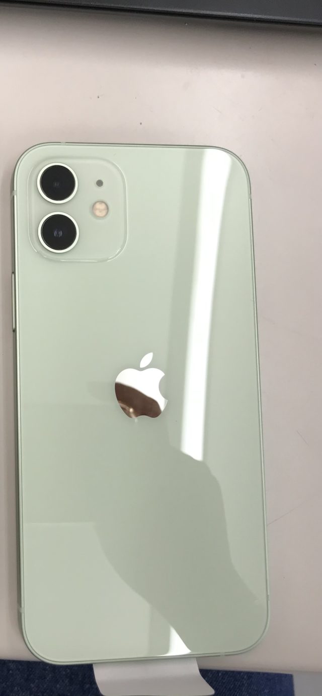 iPhone12128GBグリーン3
