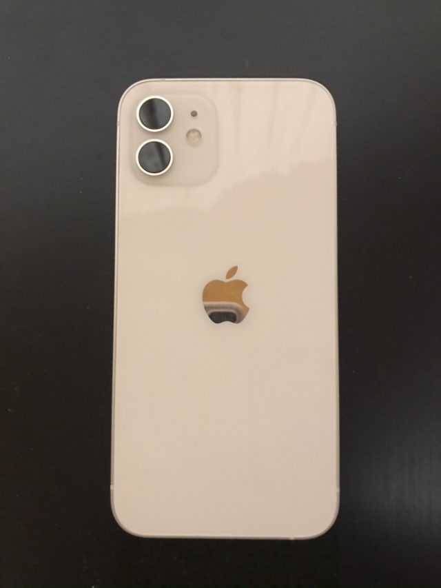 iPhone12(128GB)ホワイト